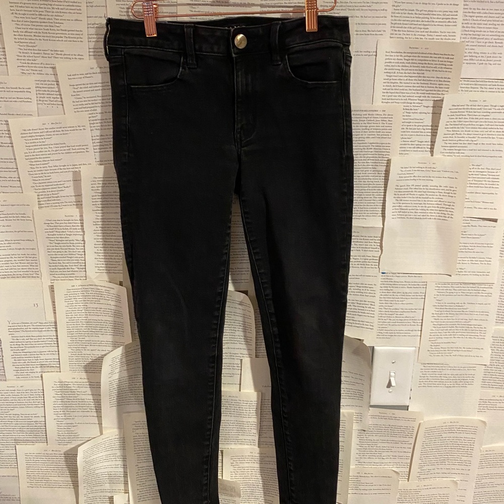 Black American Eagle jeans